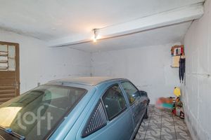 Image 35 - 896095