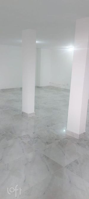 Image 39 - 896100