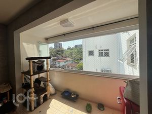 Image 1 - 896105
