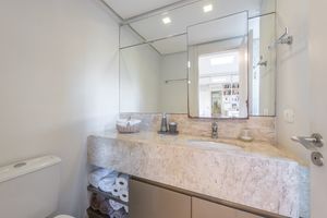 Image 13 - 896116