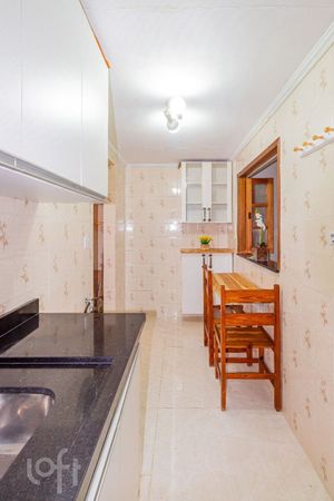 Image 7 - 896125