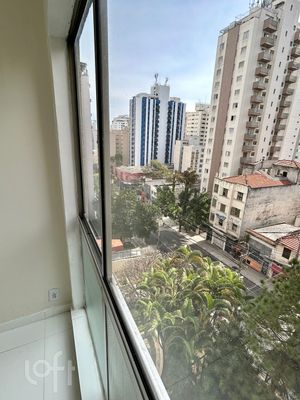 Image 9 - 896125