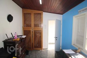 Image 11 - 896135