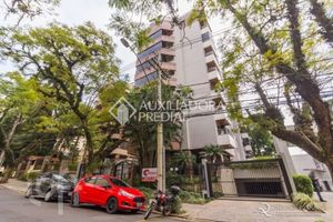 Image 8 - 896136