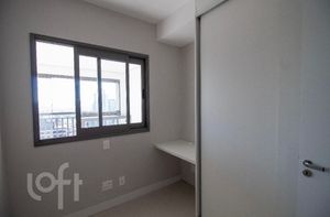 Image 7 - 896137