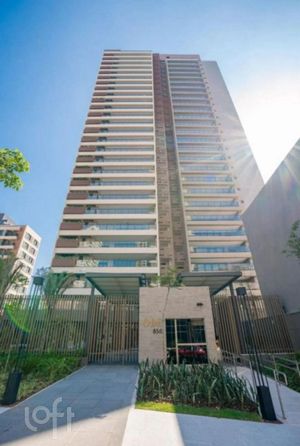 Image 17 - 896141