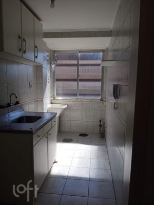 Image 8 - 896142