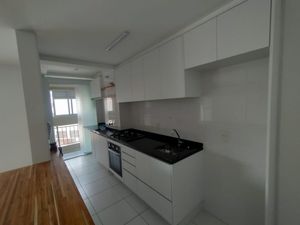 Image 4 - 896144