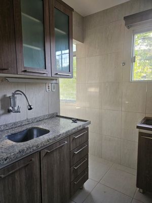 Image 3 - 896147