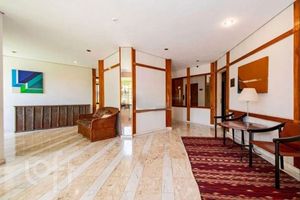 Image 34 - 896152