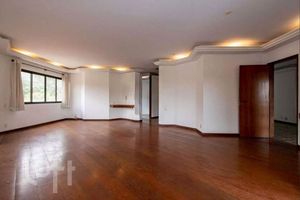 Image 3 - 896152