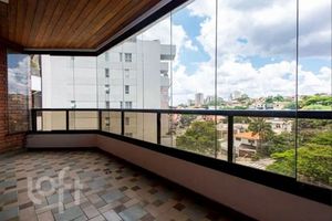 Image 6 - 896152