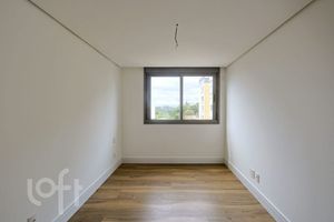 Image 41 - 896153