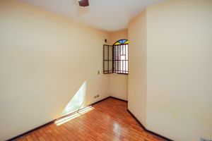 Image 22 - 896159