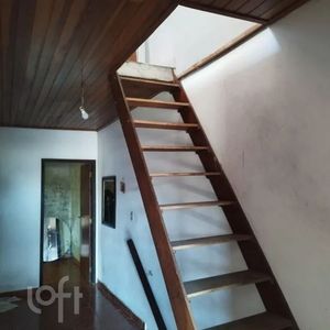 Image 1 - 896164