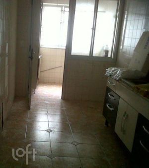 Image 1 - 896195