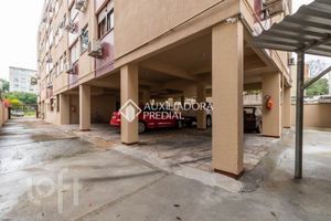 Image 1 - 896196