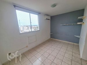 Image 8 - 896202