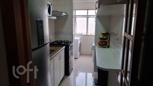 Image 3 - 896211