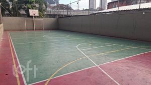 Image 13 - 896211