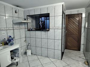 Image 4 - 896213