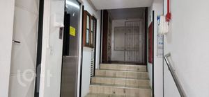 Image 32 - 896215