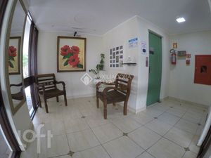 Image 1 - 896217