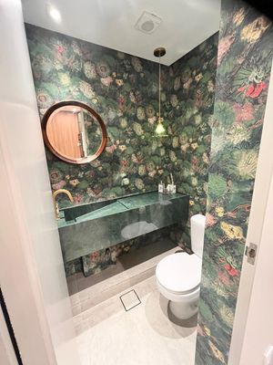 Image 9 - 896218