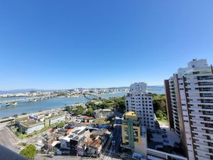 Image 31 - 896224