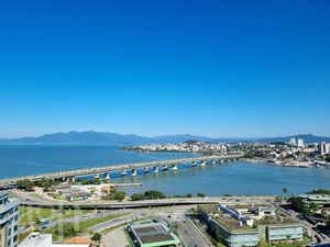 Image 16 - 896224