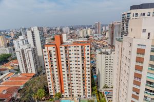 Image 8 - 896228