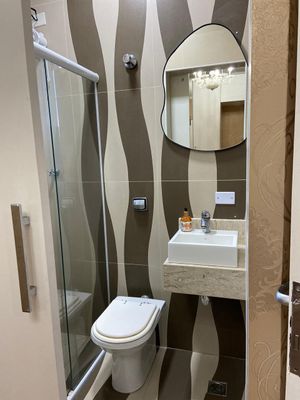 Image 9 - 896230