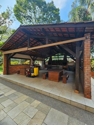 Image 12 - 896231