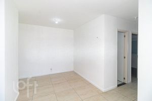 Image 34 - 896233