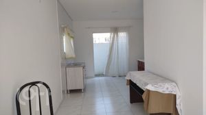 Image 3 - 896234
