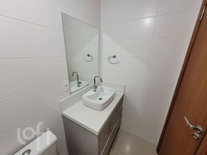 Image 15 - 896239