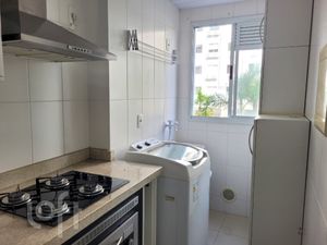 Image 4 - 896239