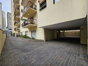 Image 23 - 896267