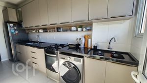 Image 9 - 896271