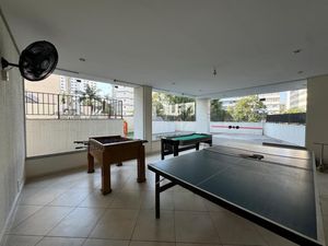Image 19 - 896273