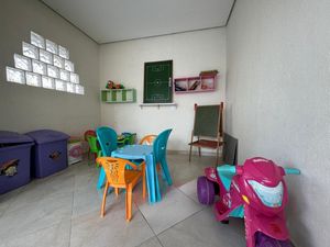 Image 22 - 896273