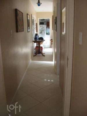 Image 9 - 896276