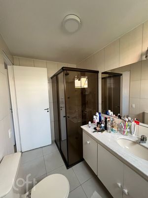 Image 19 - 896284