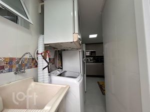 Image 11 - 896289