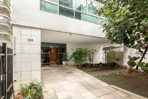 Image 50 - 896291
