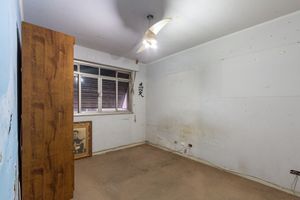 Image 27 - 896291