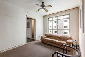 Image 11 - 896291