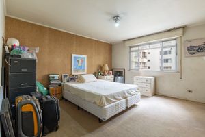 Image 13 - 896291