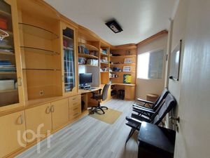 Image 7 - 896292