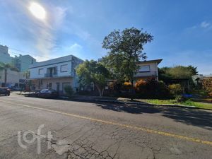 Image 1 - 896295